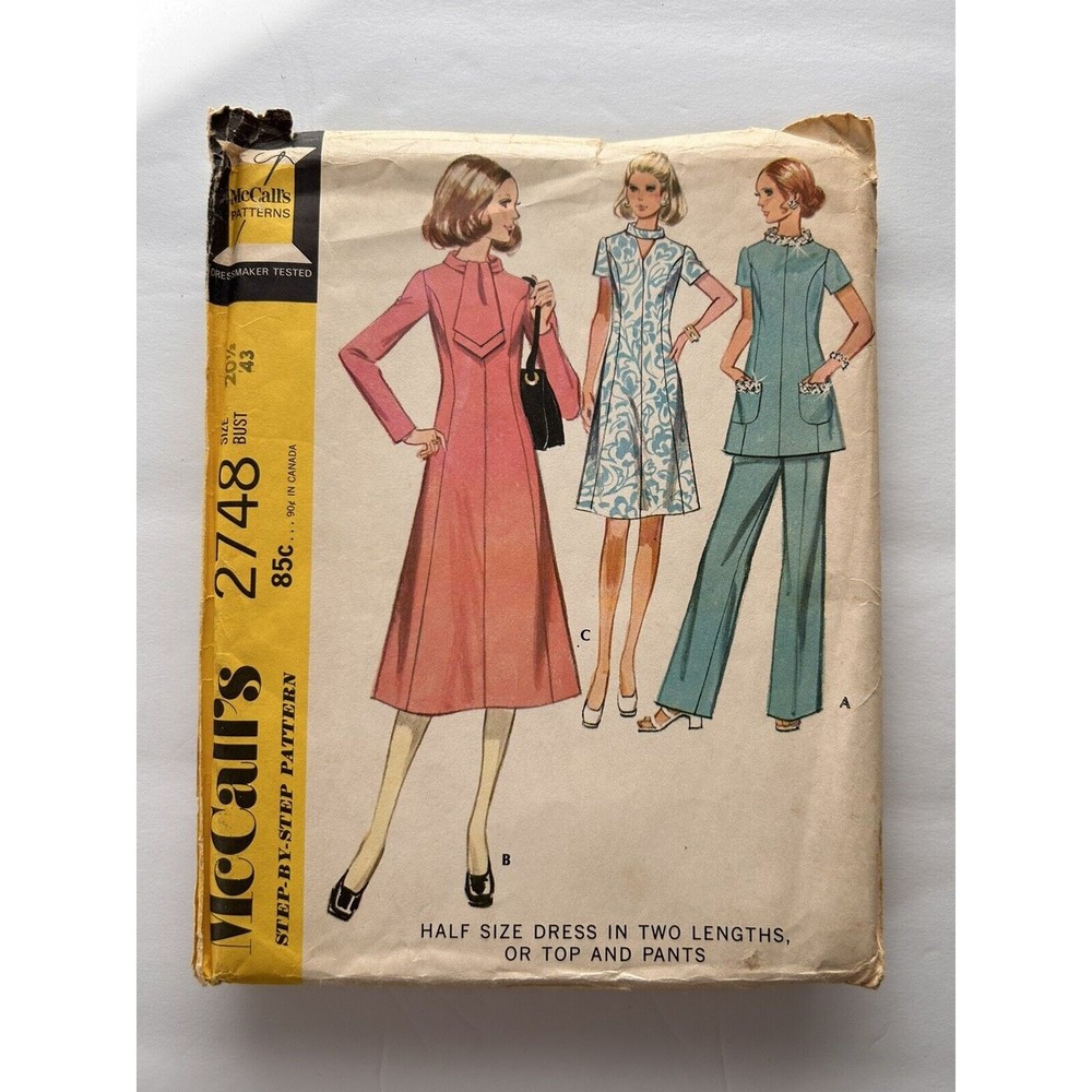 2748 McCALLS c.1971 - DRESS TUNIC w Front Cut Out SCARF PANTS - Sz 20.5 Bust 43